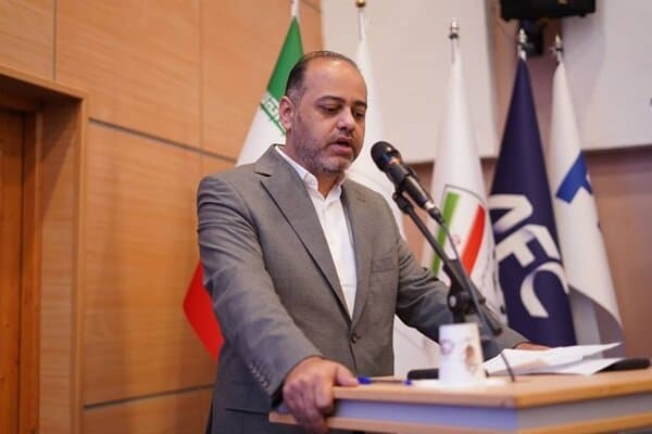 تصویر خبر: مومنی: مجوز حرفه‌ای در توسعه باشگاه‌ها اهمیت بالایی دارد