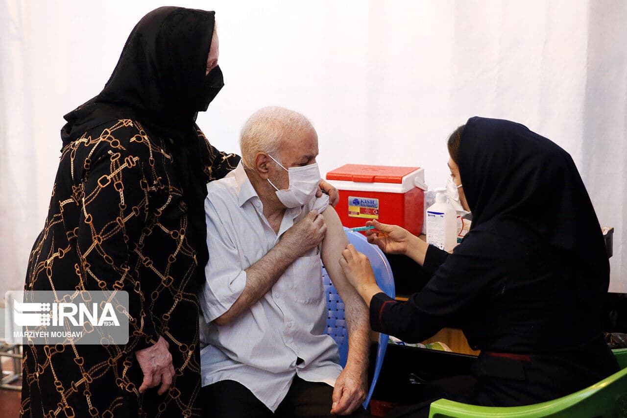 تصویر خبر: معاون وزیر بهداشت: برنامه‌ریزی برای توزیع فراگیر واکسن‌ آنفلوآنزا در دستور کار است