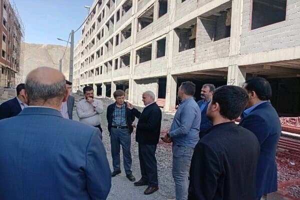 تصویر خبر: قادری: نهضت ملی مسکن می‌تواند موتور تحرک اقتصادی کردستان باشد