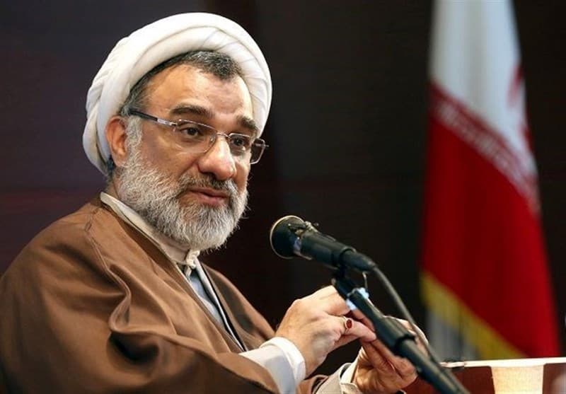 تصویر خبر: خسروپناه: اصل بر صلح است؛ مگر آنکه دشمن در پی فریب و حمله مجدد باشد