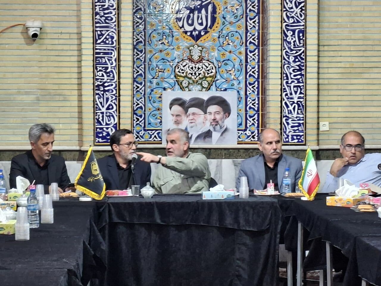 تصویر خبر: نیکزاد: مردم ایران با ایستادگی در برابر دشمن از کشور دفاع کردند