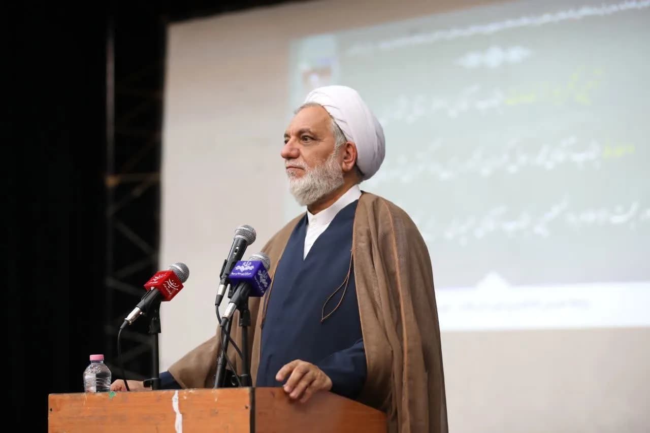 تصویر خبر: رئیس کل دادگستری کرمان: مسئولان در شرایط کنونی باید جهادی‌تر از گذشته پای کار مردم باشند