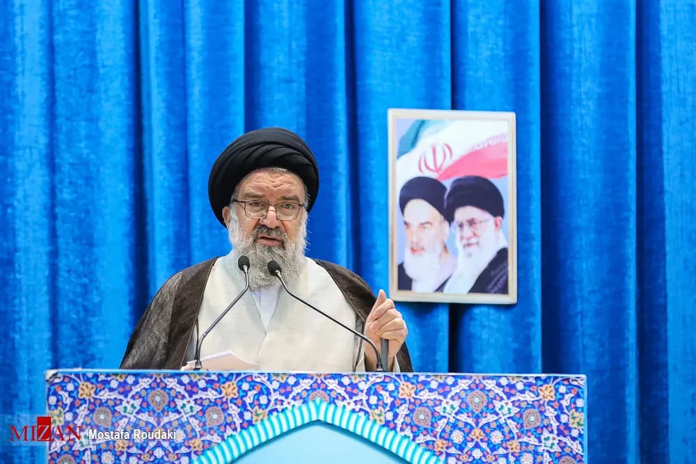 تصویر خبر: آیت‌الله خاتمی: ایران خار در چشم و استخوان در گلوی آمریکا خواهد بود