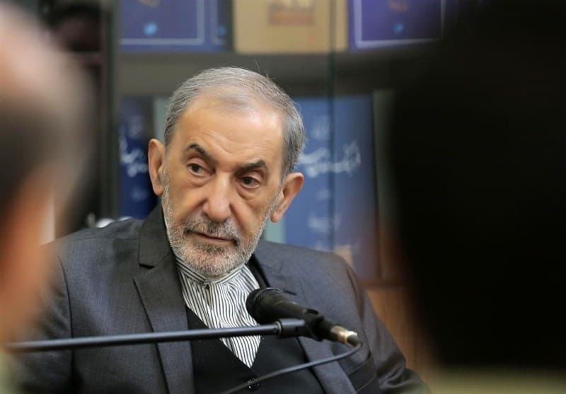 تصویر خبر: انتقاد جدید ولایتی از نخست وزیر عراق: آقای الزیدی مشروعیت از خاک نجف و خون شهدا می‌آید