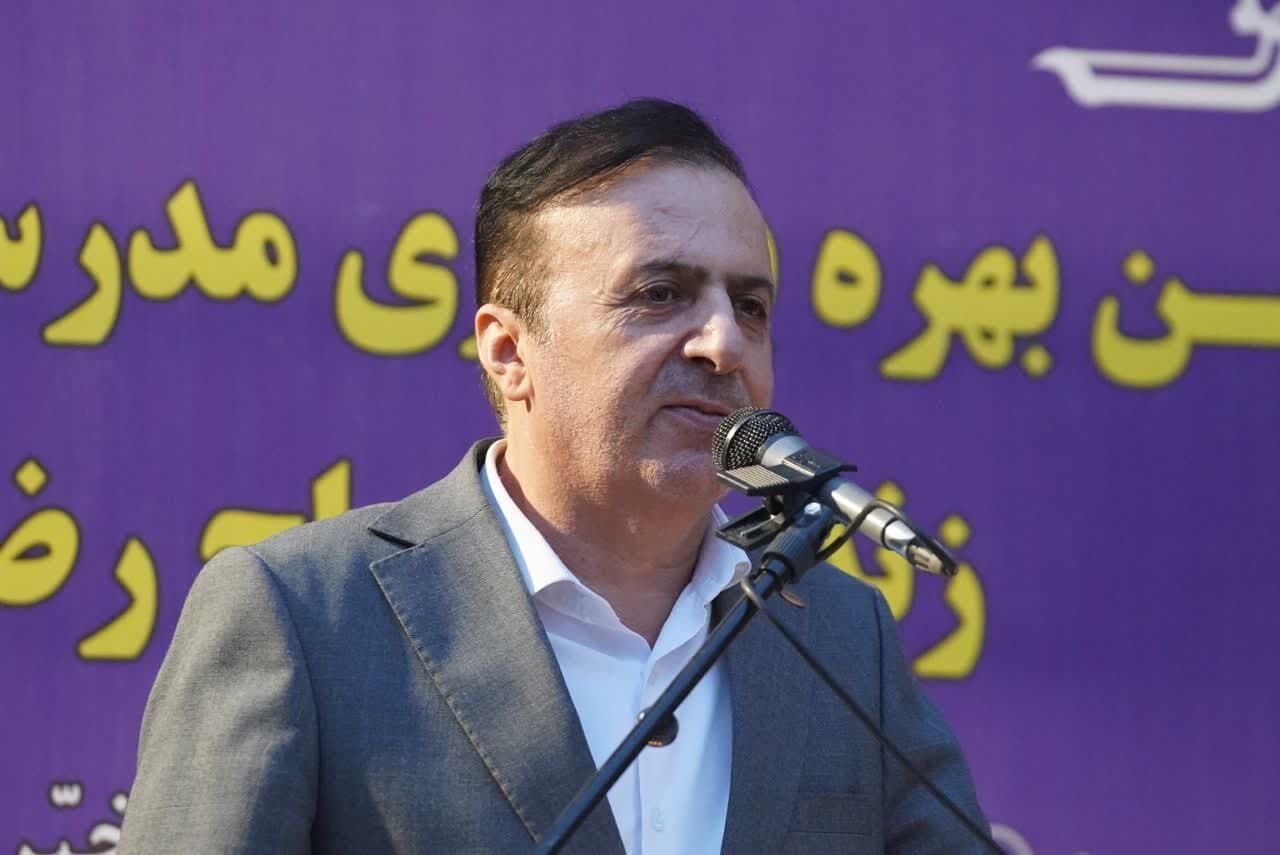 تصویر خبر: استاندار قزوین: مدرسه باید کانون تحول در محله باشد