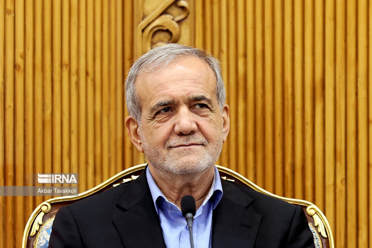 تصویر خبر: پزشکیان: همراهی مجلس با دولت، پیام وحدت و پشتیبانی قاطع از نیروهای مسلح را مخابره کرد