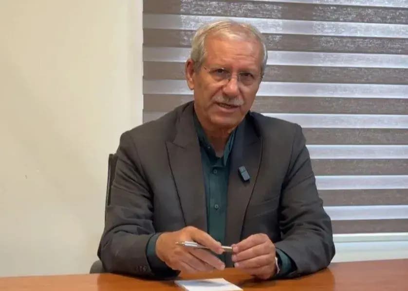 تصویر خبر: نصیرزاده: قبل از اظهار نظر قانون را بخوانید!