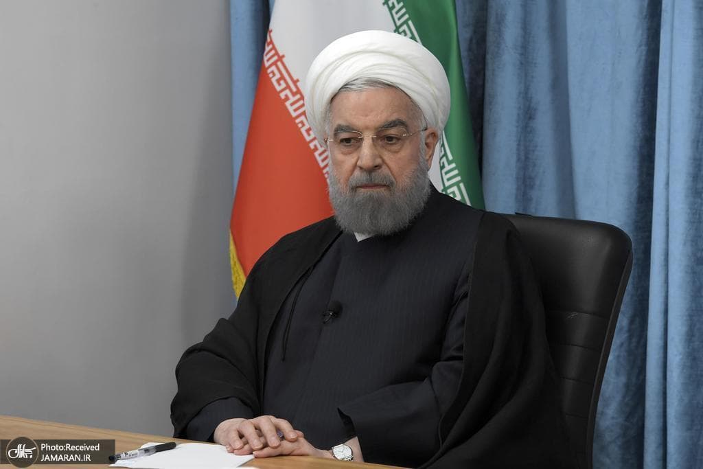 تصویر خبر: حسن روحانی: بسیاری نظامی‌ها می‌گفتند آمریکا یک سال پشت دیوار بغداد می‌ماند، شهید سلیمانی معتقد بود بغداد در ۳ هفته سقوط می‌کند/ قدرت سیاسی باید در تصمیم‌گیری‌های جنگ وارد عمل شود