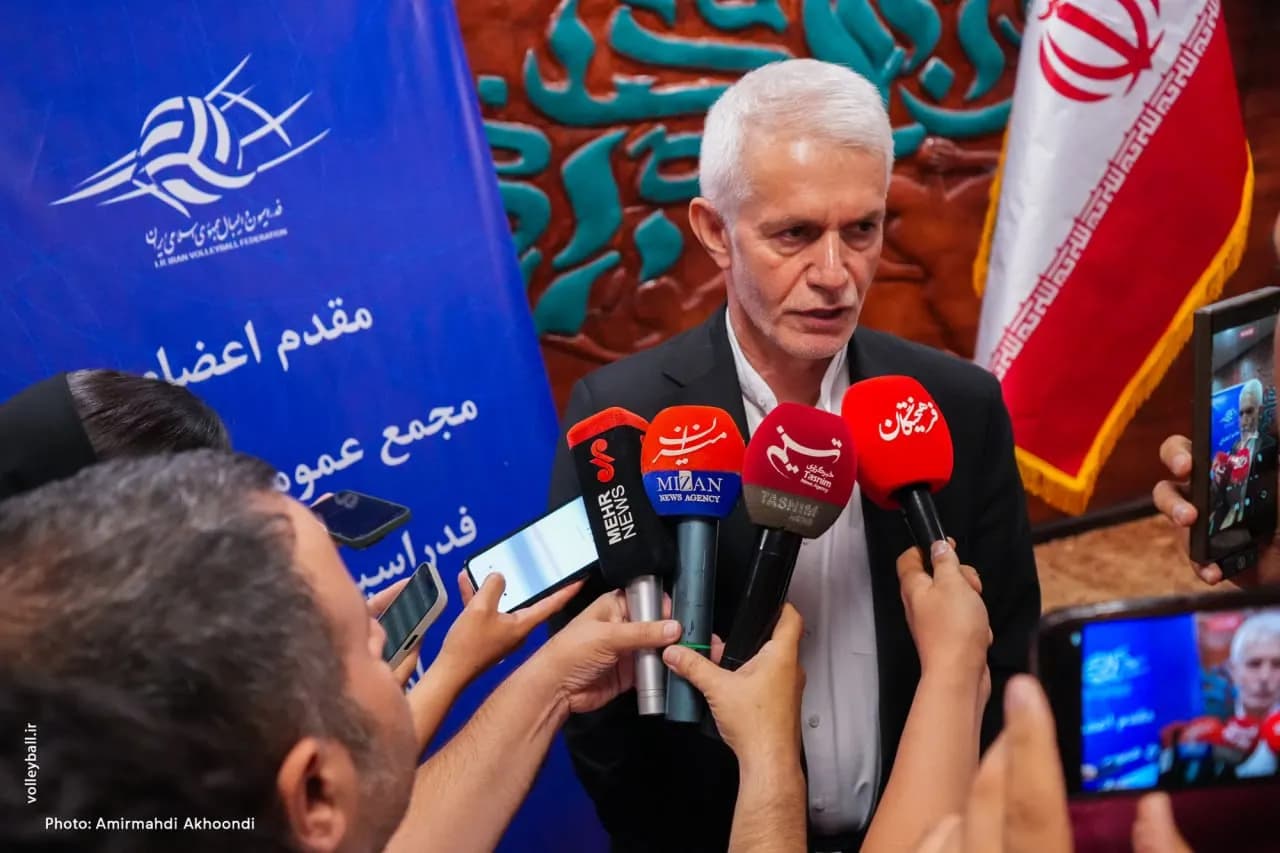 تصویر خبر: اسبقیان: ناکامی فوتبال در بازی‌های آسیایی قابل قبول نیست/ فدراسیون دوومیدانی باید پاسخگو باشد