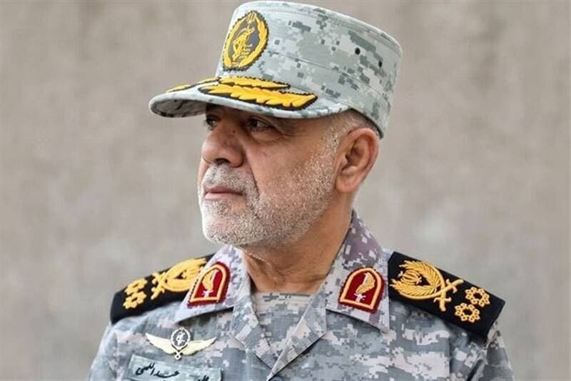 تصویر خبر: سرلشکر عبداللهی: فراجا در شرایط جنگی محکم و استوار ایستاد
