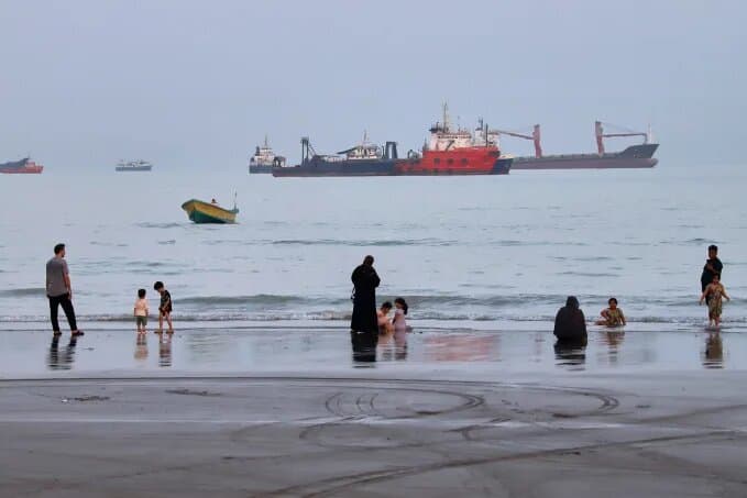 تصویر خبر: جنگ ایران چگونه اقتصاد جهانی را به سه روش دگرگون کرد