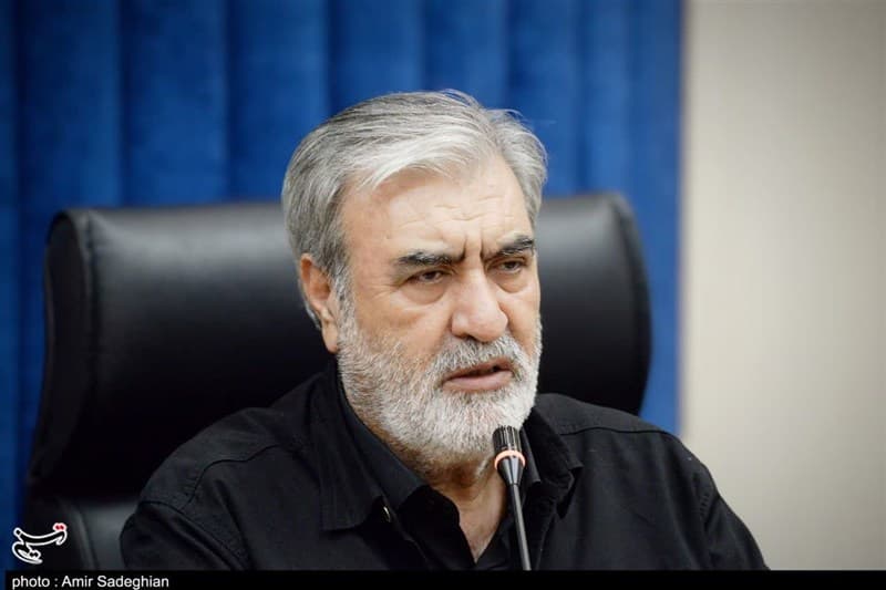 تصویر خبر: عزیزی: مشکل آمریکا با ما، دشمنی با ایران و ایرانی است