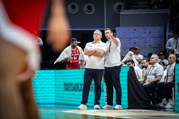 تصویر خبر: مانولوپولوس: بازیکنان بسکتبال ایران لیاقت زیادی دارند
