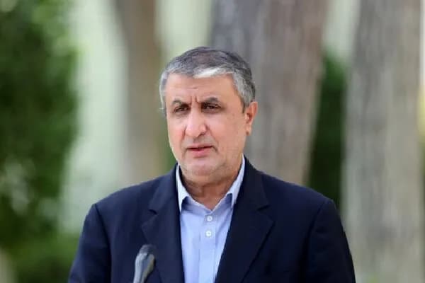 تصویر خبر: اسلامی: غنی‌سازی را کنار نمی‌گذاریم و اورانیم را تحویل نمی‌دهیم