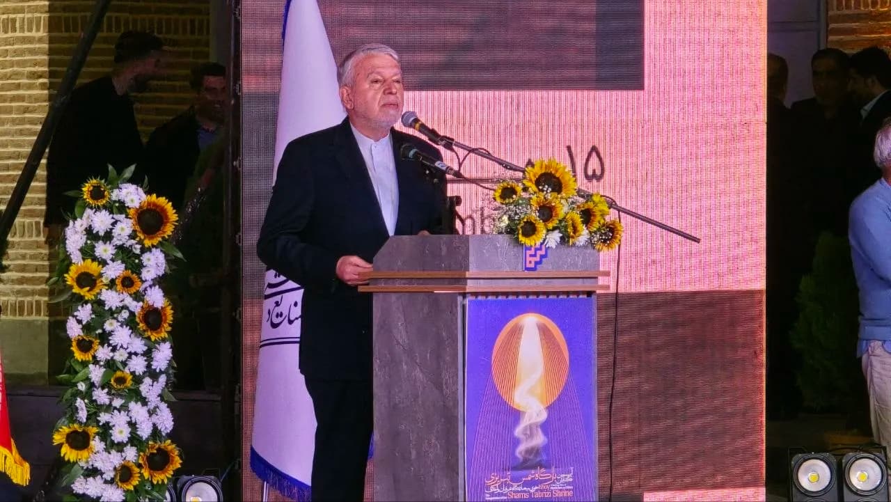 تصویر خبر: صالحی‌امیری: هیچ‌کس نمی‌تواند به فرهنگ و تمدن ایران آسیب بزند؛ از عطار تا شمس؛ مسیر تازه گردشگری عرفانی ایران
