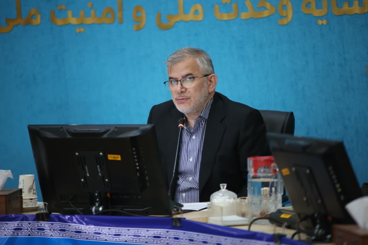 تصویر خبر: استاندار البرز : دیدار با خانواده های معظم شهدا نباید به مراسم تشریفاتی محدود شود