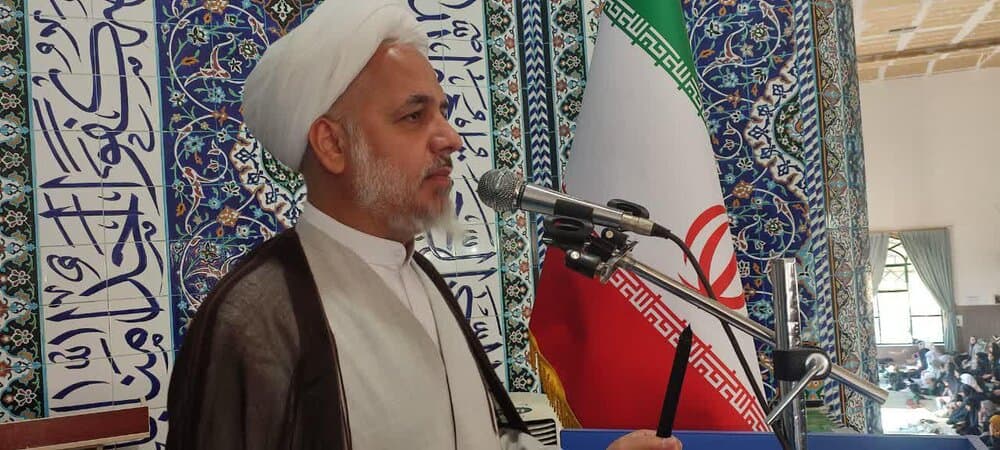 تصویر خبر: امام جمعه ساوه: هفته فرهنگی به فرصتی برای تقویت فرهنگ مقاومت تبدیل شود
