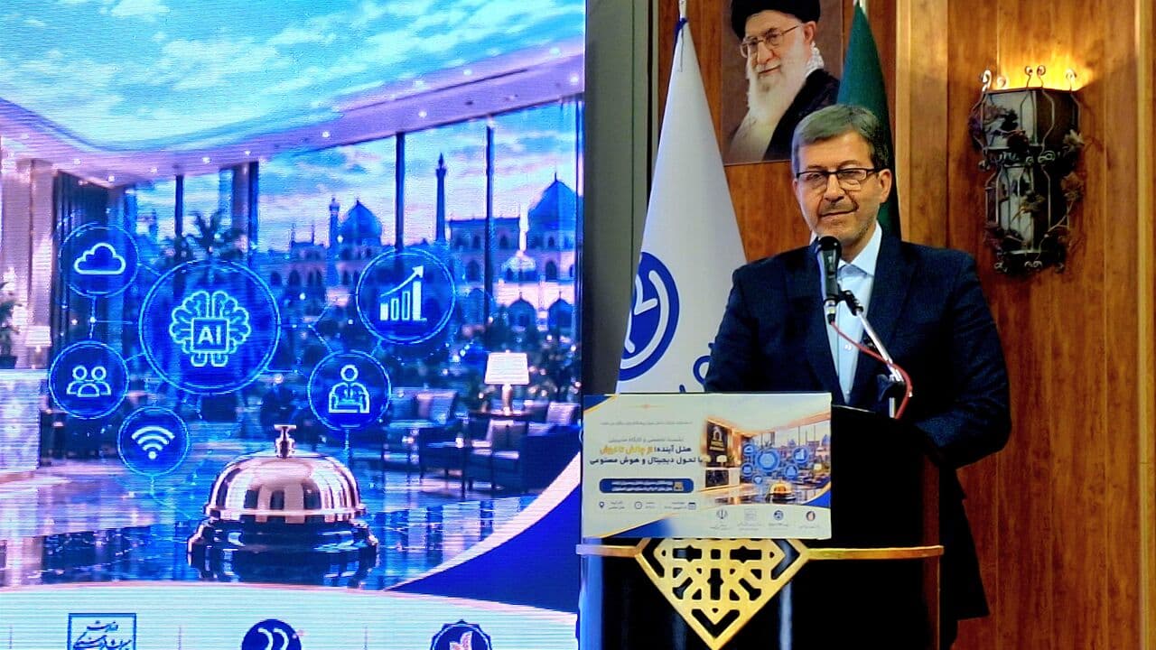 تصویر خبر: استاندار اصفهان: تحول در گردشگری بدون هوش مصنوعی امکان‌پذیر نیست