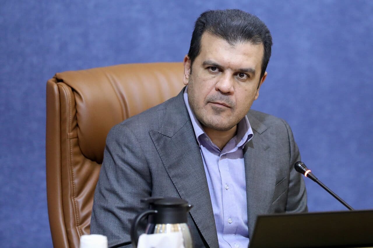 تصویر خبر: افشین: هم‌افزا و اوراق توسعه فناوری به‌روز می‌شود