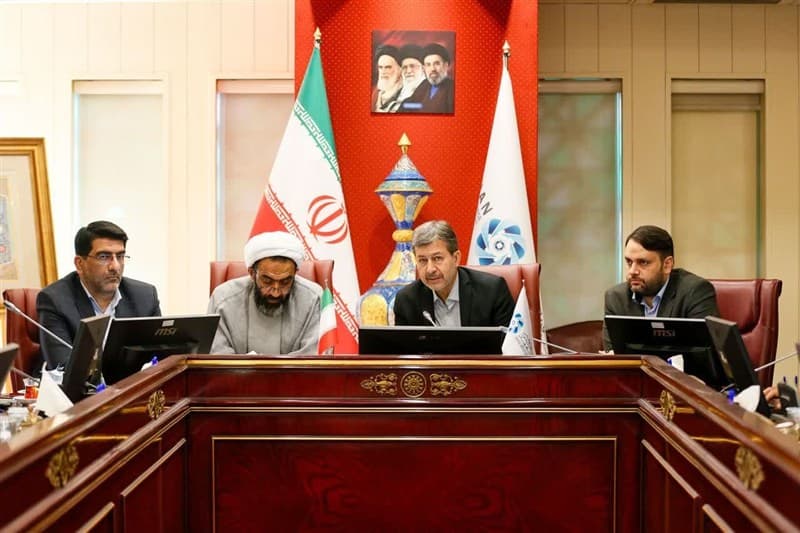 تصویر خبر: استاندار اصفهان: از حق استان در تأمین گاز و سوخت کوتاه نمی‌آییم