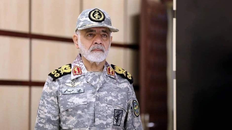 تصویر خبر: سرلشکر عبداللهی: تا آزادی قدس از جبهه مقاومت دفاع می‌کنیم