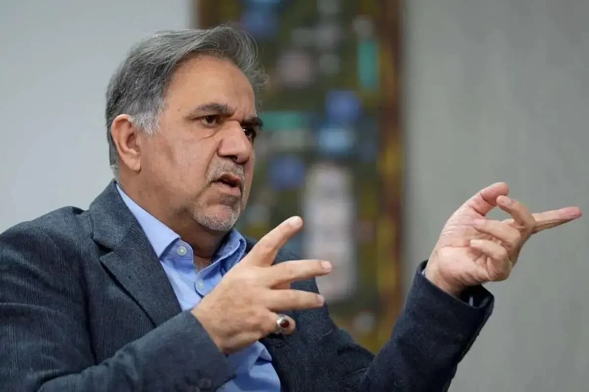 تصویر خبر: جواد امام: فرد مسلحی که قصد سوءقصد به عباس آخوندی را داشت، دستگیر شد