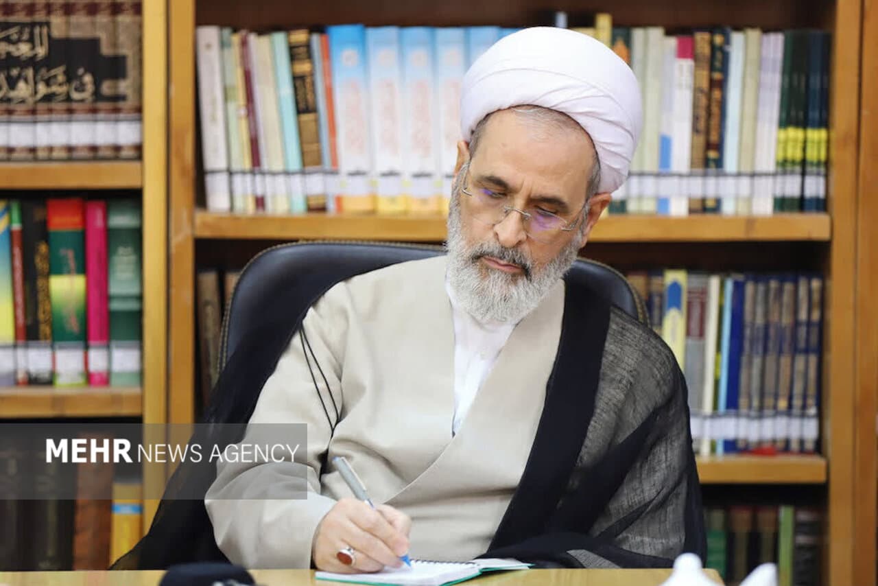 تصویر خبر: اعرافی:قهرمانی پرافتخار تیم‌های ملی کشتی جلوه‌ درخشان خودباوری است