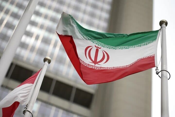 تصویر خبر: سفارت ایران: ناتو و اروپا نقش خود را در اقدامات غیرقانونی علیه ایران بپذیرند