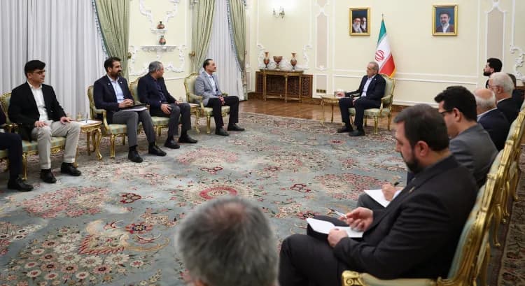 تصویر خبر: پزشکیان: آمریکایی‌ها باید پاسخ دهند چرا جنگ را آغاز و خود و دنیا را درگیر کردند/ برای هرگونه مذاکره ابتدا باید فشارها، تهدید‌ها تحریم‌ها را بردارند