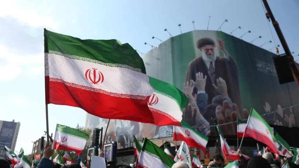 تصویر خبر: پوتین: دنیا از شجاعت و مقاومت ایران شگفت‌زده است