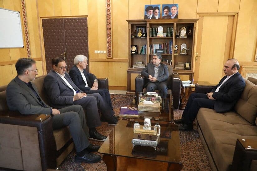 تصویر خبر: استاندار اردبیل: پایگاه تخصصی مشاوره سرمایه‌گذاری راه‌اندازی شود