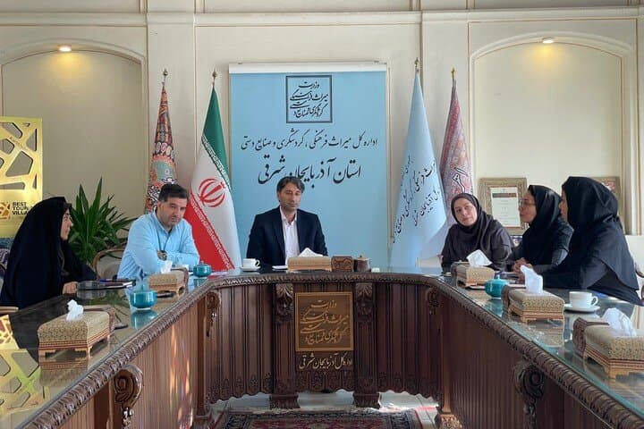 تصویر خبر: کریمی: ۱۴۰۰ تأسیسات گردشگری آذربایجان‌شرقی در شرایط جنگی فعال ماندند