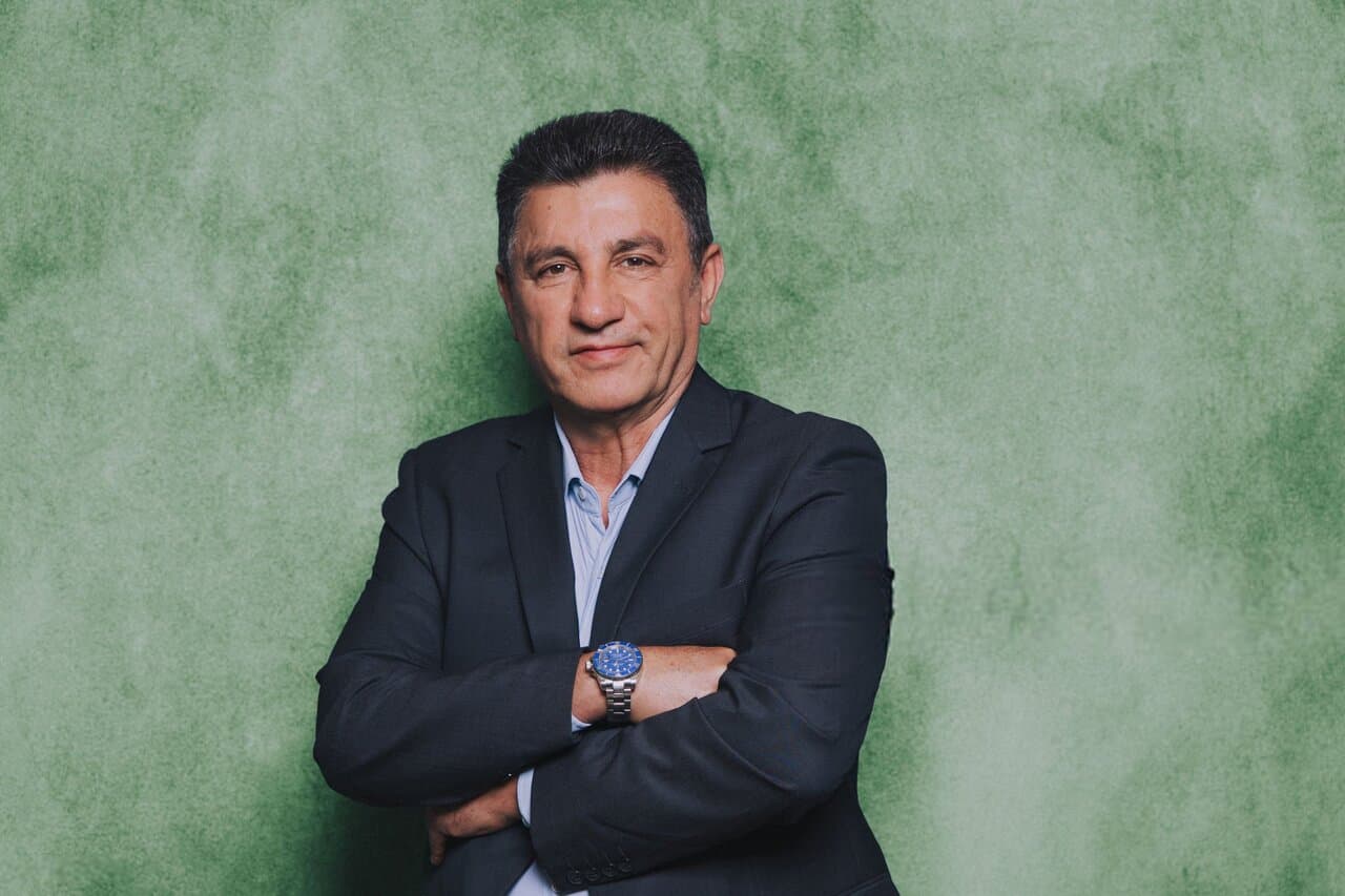 تصویر خبر: قلعه‌نویی:برای بیرانوند وساطت نمی‌کنم،قانون باید برای همه یکسان باشد