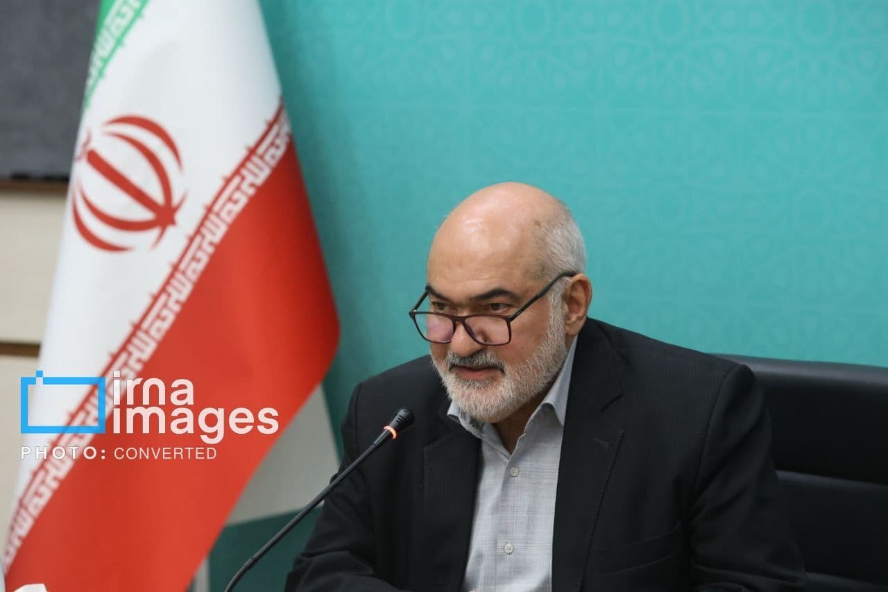 تصویر خبر: تاکید بر لزوم لایروبی رودخانه‌ها و آمادگی برای مقابله با سیلاب در خوزستان