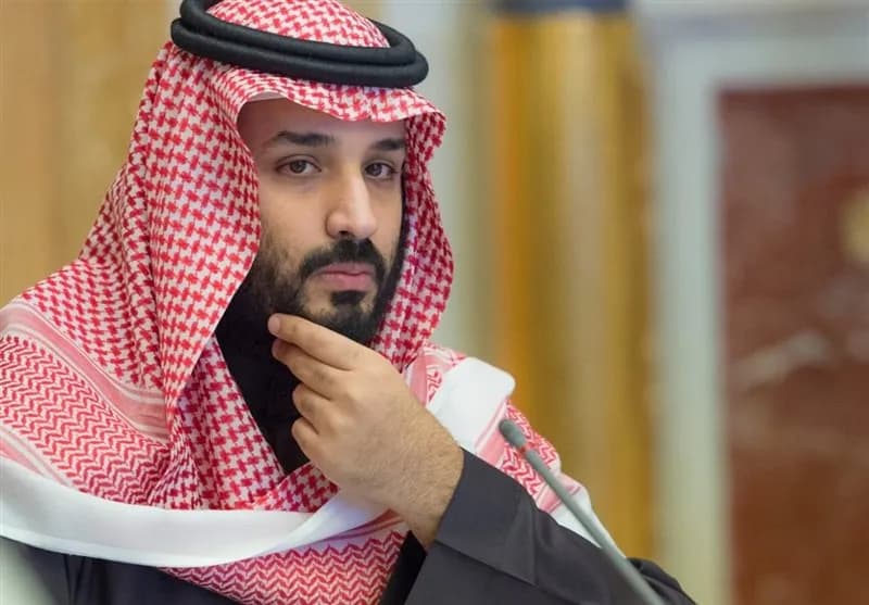 تصویر خبر: وال‌استریت ژورنال: محمد بن‌سلمان در پناه‌گاه‌های مستحکم با تدابیر امنیتی تردد می‌کند