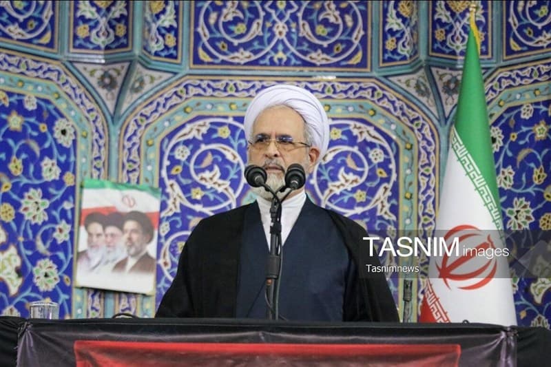 تصویر خبر: آیت‌الله اعرافی: جنگ اخیر هیمنه آمریکا را در هم شکست