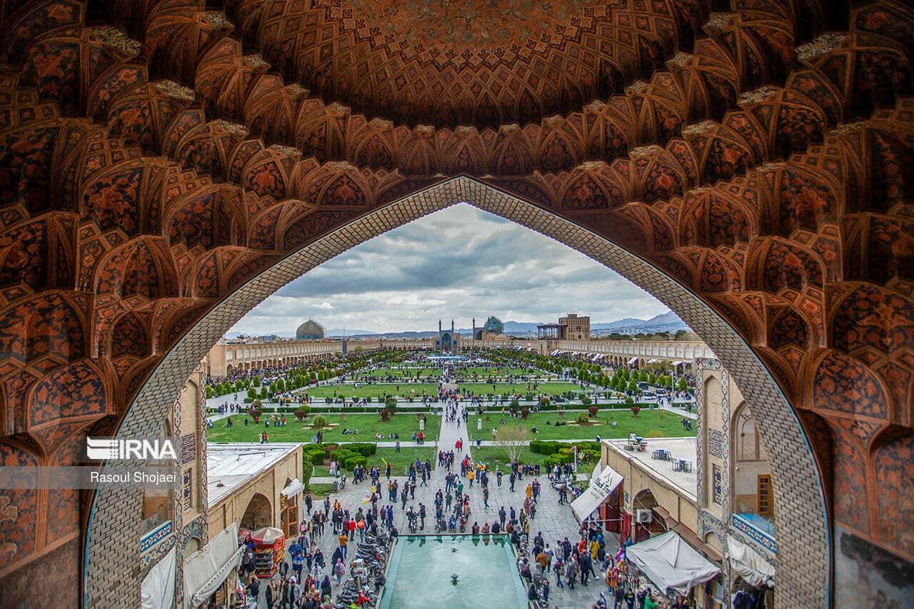 تصویر خبر: استاندار اصفهان: تکلیف ما میراث‌داری برای آیندگان است
