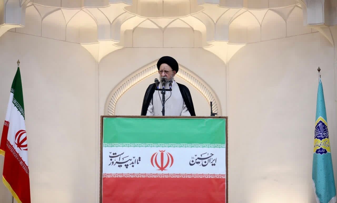 تصویر خبر: وحدت ملی و استکبارستیزی عامل تداوم انقلاب اسلامی است