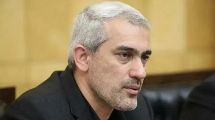 تصویر خبر: دولت برنامه جامعی برای حمایت از معیشت مردم دارد مردم خیالشان راحت باشد