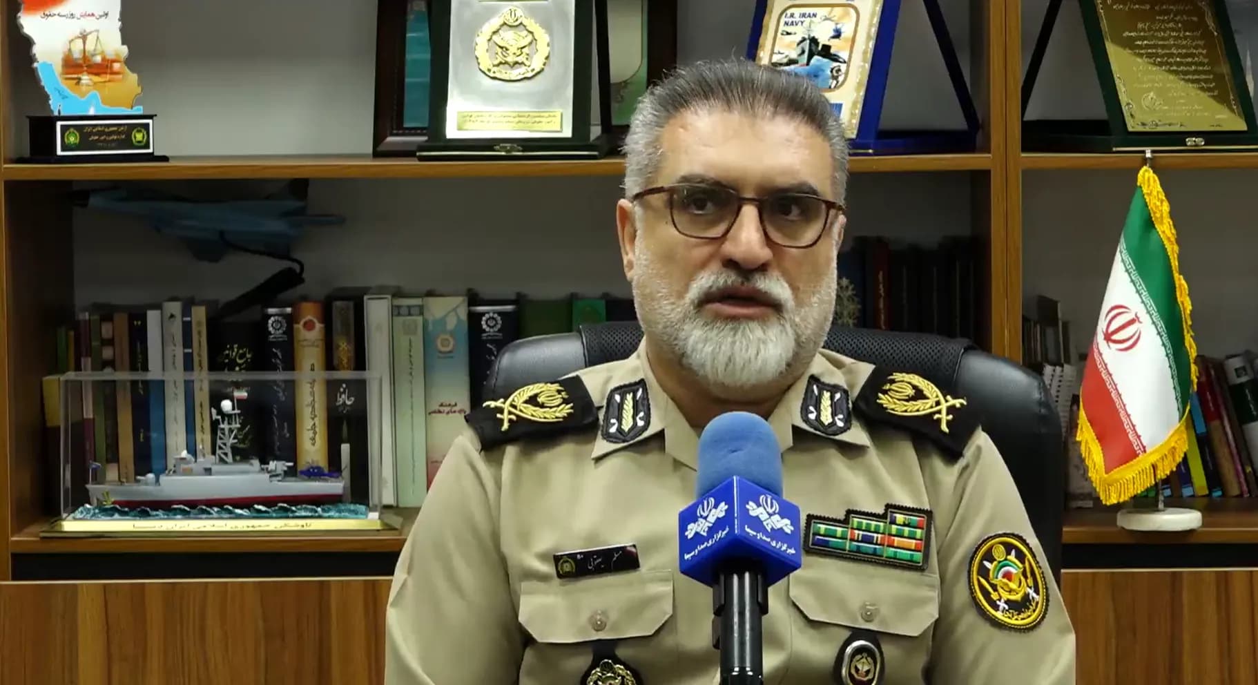 تصویر خبر: معاون حقوقی ارتش: از نظر ما خلبانان ایرانی در قطر زنده هستند