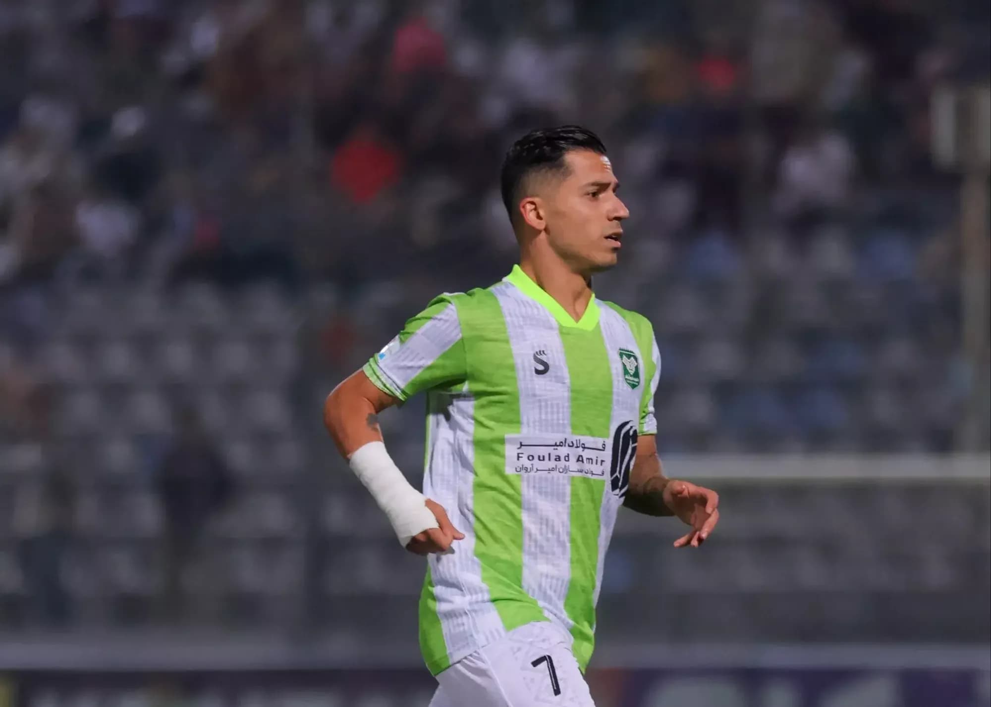 تصویر خبر: یک پرسپولیسی سابق علیه دفاع مستحکم پرسپولیس