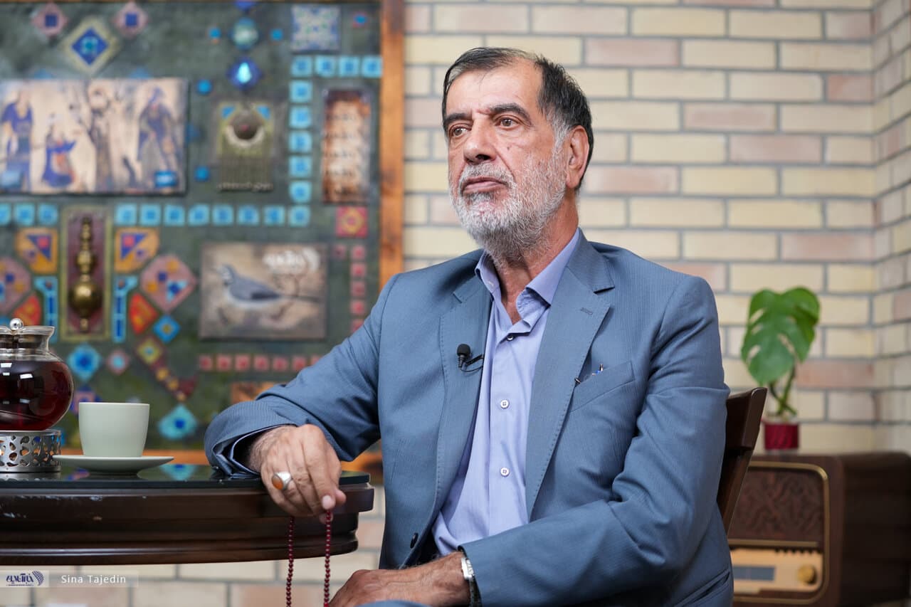 تصویر خبر: باهنر: اگر روحانی رئیس‌جمهور بود حتما معتقد بود که باید جواب حملات دشمن را بدهیم/ نمیدانم احمدی‌نژاد طرفدار جنگ است یا صلح