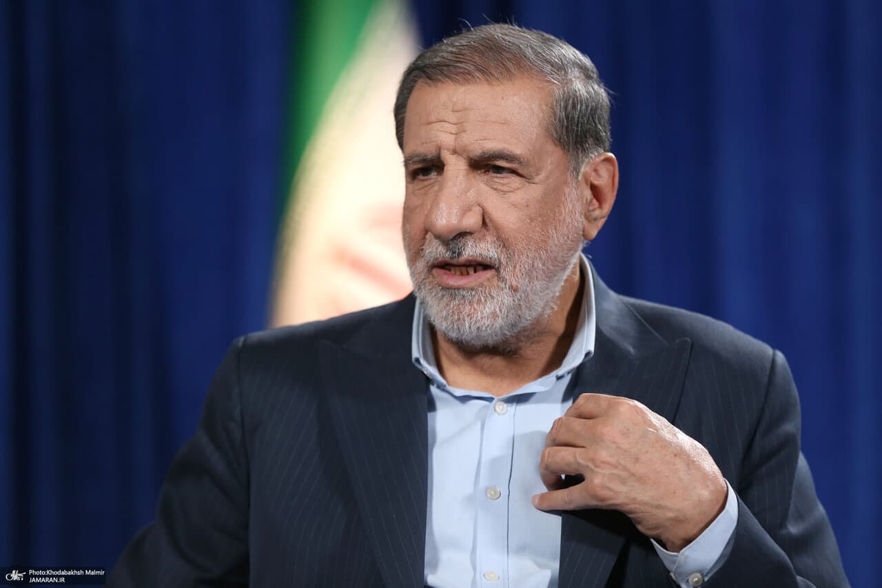 تصویر خبر: کوثری: طرح مدیریت و کنترل تنگه هرمز در مراحل نهایی است/ اگر قوانین رعایت می‌شد، باید سال‌ها قبل از NPT خارج می‌شدیم