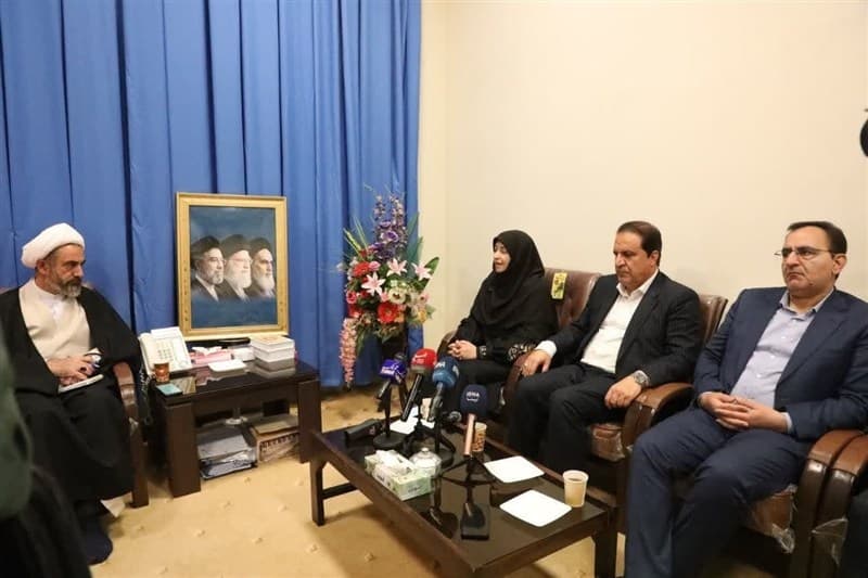 تصویر خبر: شینا انصاری: توسعه گردشگری سبز در استان ایلام ضروری است