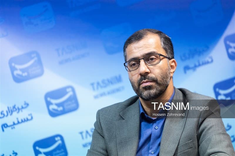 تصویر خبر: گودرزی: ایران تسلیم‌شدنی نیست؛ برگ‌های رو نشده زیادی داریم