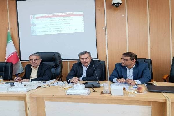 تصویر خبر: لزوم بازسازی تجهیزات آموزشی و برنامه‌ریزی برای کنترل ترافیک آغاز سال تحصیلی