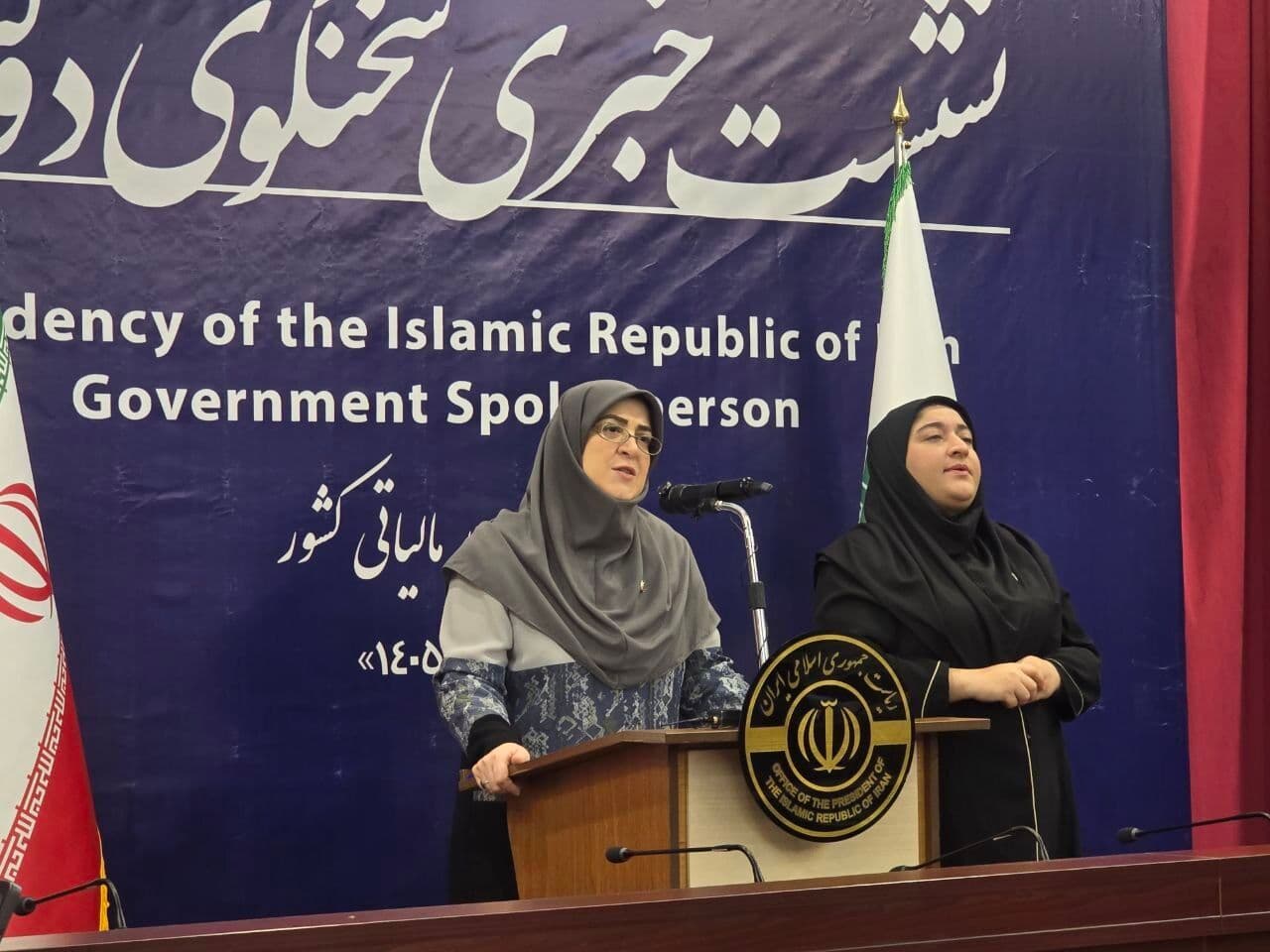 تصویر خبر: مهاجرانی: دولت به دنبال حضور ۳۰ درصدی زنان در مناصب مدیریتی است