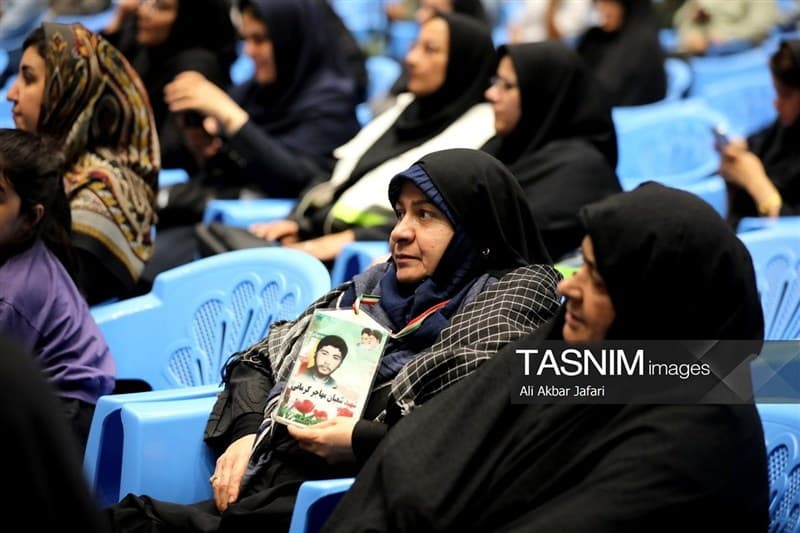 تصویر خبر: معاون وزیر بهداشت: بیش از 300 نفر از کادر درمان در کرونا جان باختند