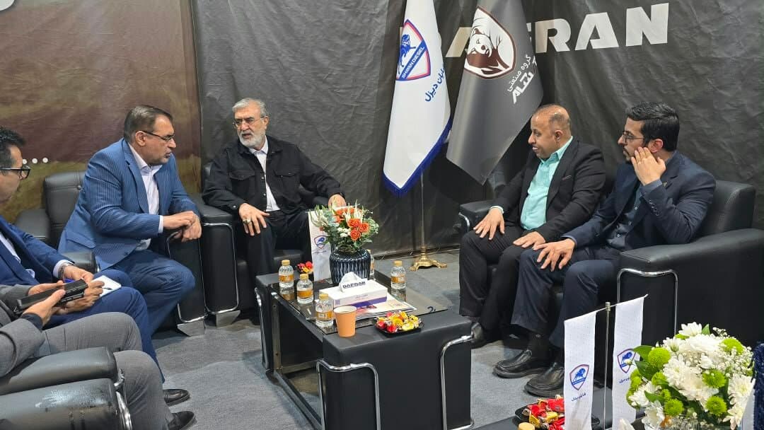 تصویر خبر: عزیزی: ظرفیت‌های مرزی ایران باید در خدمت توسعه صادرات قرار گیرد