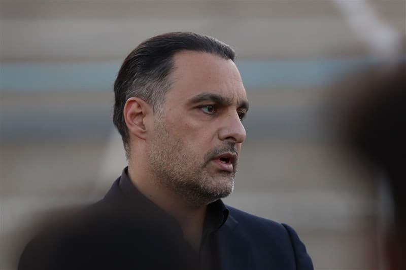 تصویر خبر: محمدی: ستاره آلومینیوم را مصدوم کردند/ همکاری با تیم امید اشتباه بود